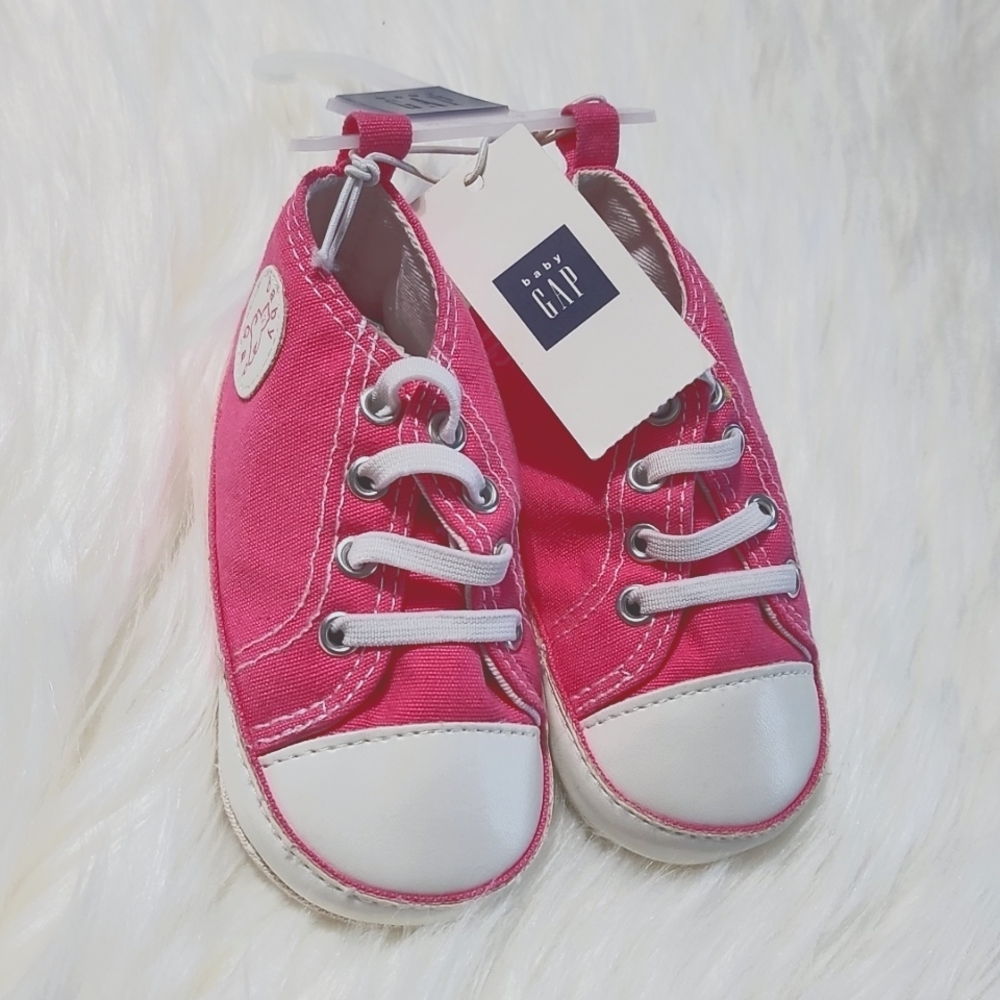 Girls Baby Gap Booties Size 4 Pink Soft Infant Toddler